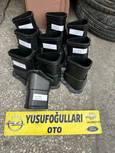 13325924 OPEL İNSİGNİA HAVA FİLTRE KUTUSU UÇ BORUSU