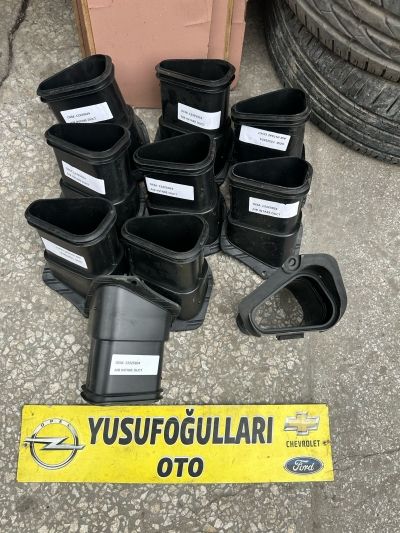 13325924 OPEL İNSİGNİA HAVA FİLTRE KUTUSU UÇ BORUSU