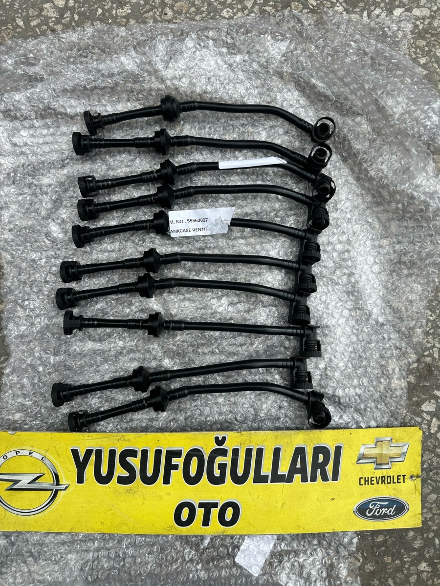 55563097 İNSİGNİA TURBO GAZ KELEBEK BORUSU HAVALANDIRMA HORTUMU