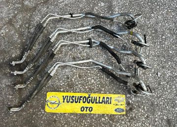6850339 1850400 CORSA D KLİMA BORUSU ARKA TARAF