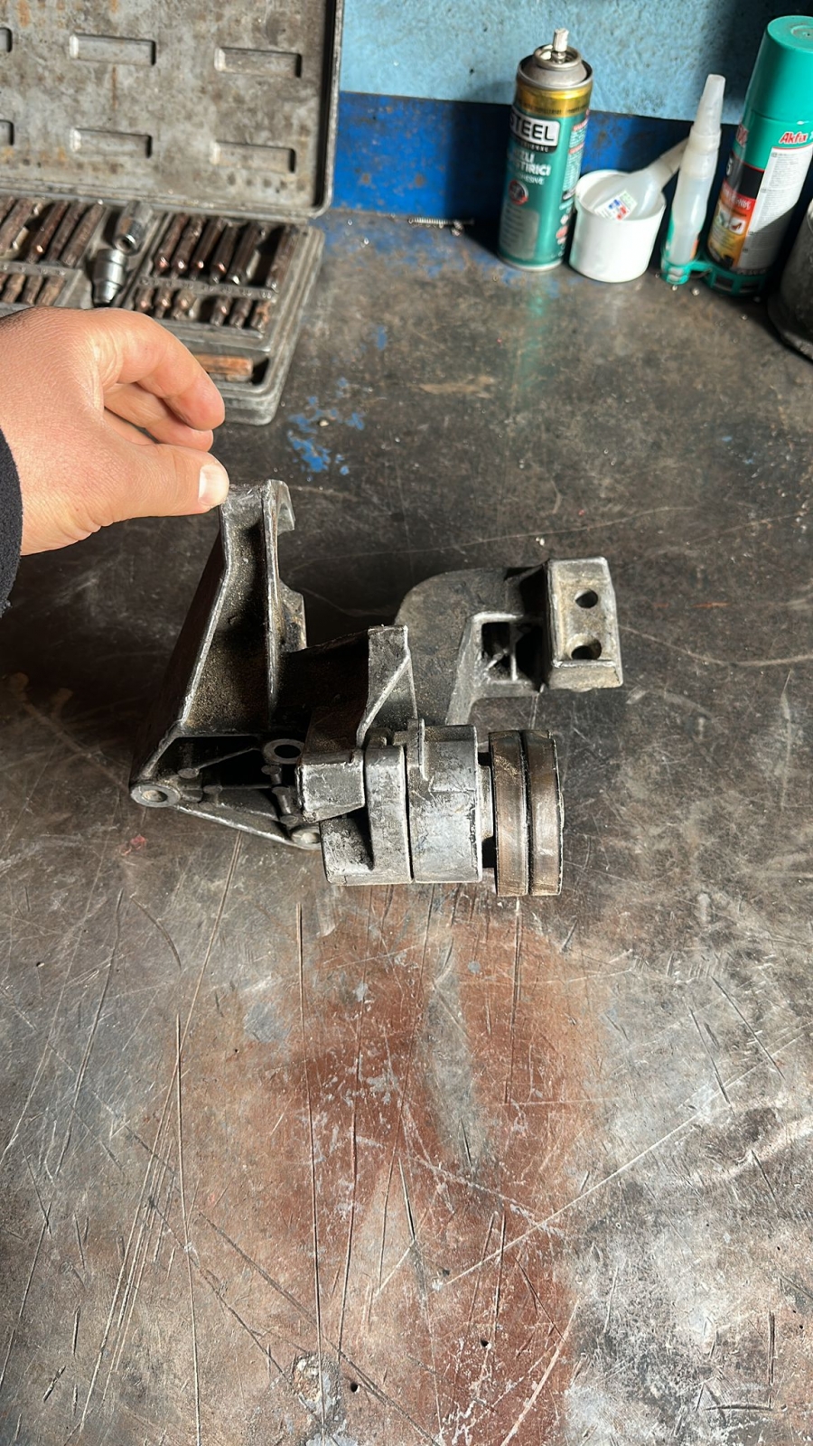90488484 CORSA B 1.4 16 VALF KLİMASIZ SAG MOTOR KULAGI