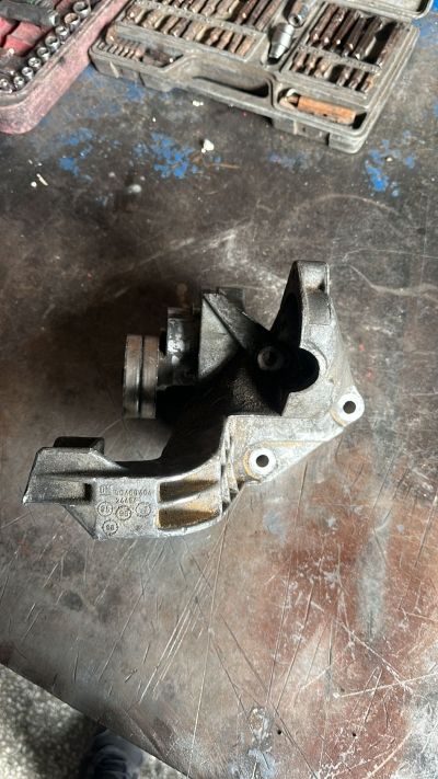 90488484 CORSA B 1.4 16 VALF KLİMASIZ SAG MOTOR KULAGI