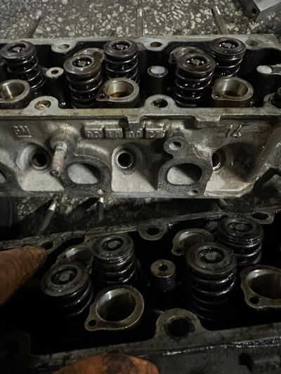 ASTRA F 1.4 EGR Lİ SİLİNDİR KAPAK KRANK KOL MANİFOLT