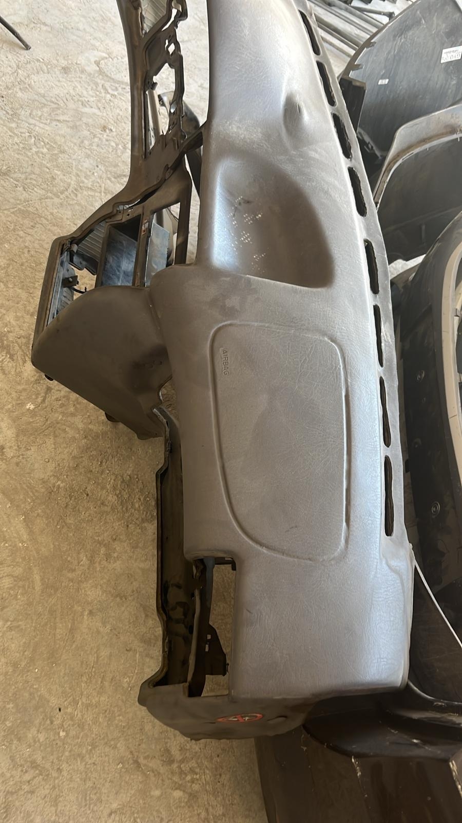 ASTRA F ÇİFT EİRBEKLİ GÖĞÜS TORPİDO İZGARA CERCEVE KLİMA PANELİ