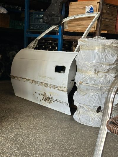 ASTRA F SOL ÖN KAPI CAM KRİKOSU KAPI KİLİDİ KAPI