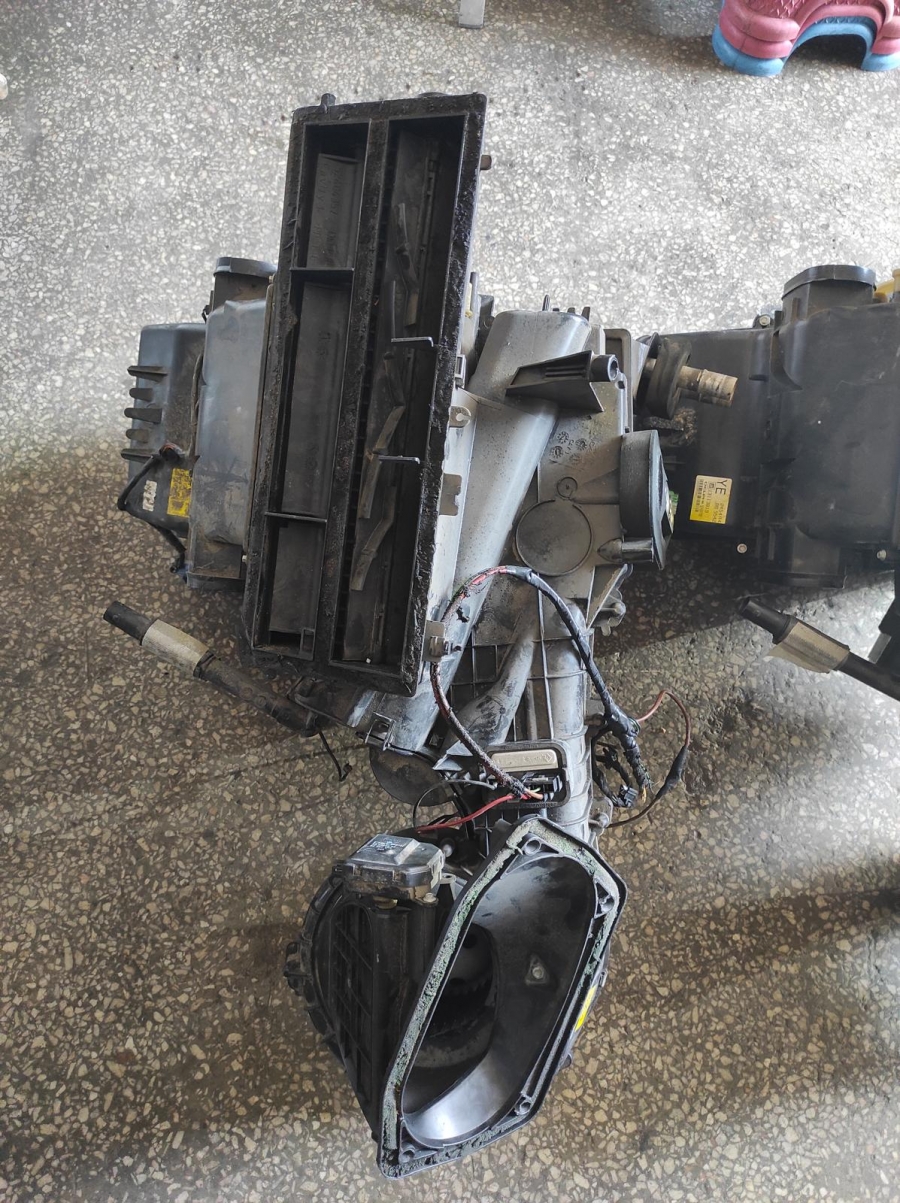 ASTRA G H KÜMBET KALORİFER KUTUSU MOTORU KLEPE MOTORU REZİSTANS DİJİTAL MANUEL