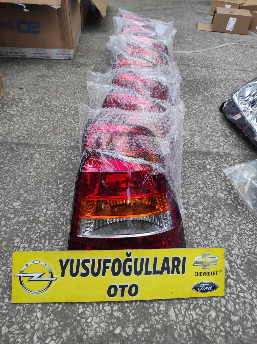 ASTRA G SEDAN HB STOP TAMPON FUME BEYAZ BRAKET