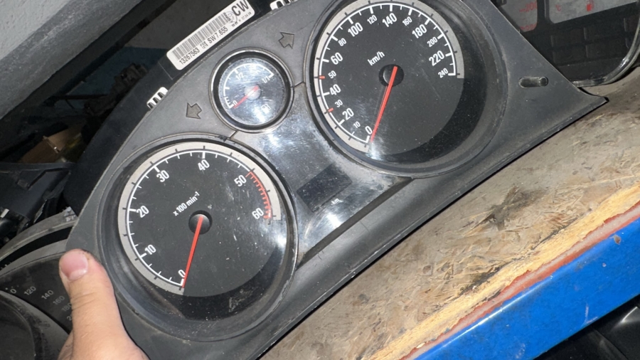 ASTRA H KM SAAT  OTOMATİK