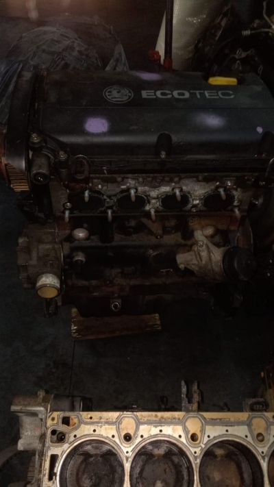 ASTRA H MOTOR KAPAK KRANK BLOK KOMPLE MOTOR