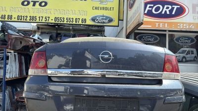 ASTRA H SEDAN BAGAJ STOP TAMPON PANEL NİKELAJ KİLİT