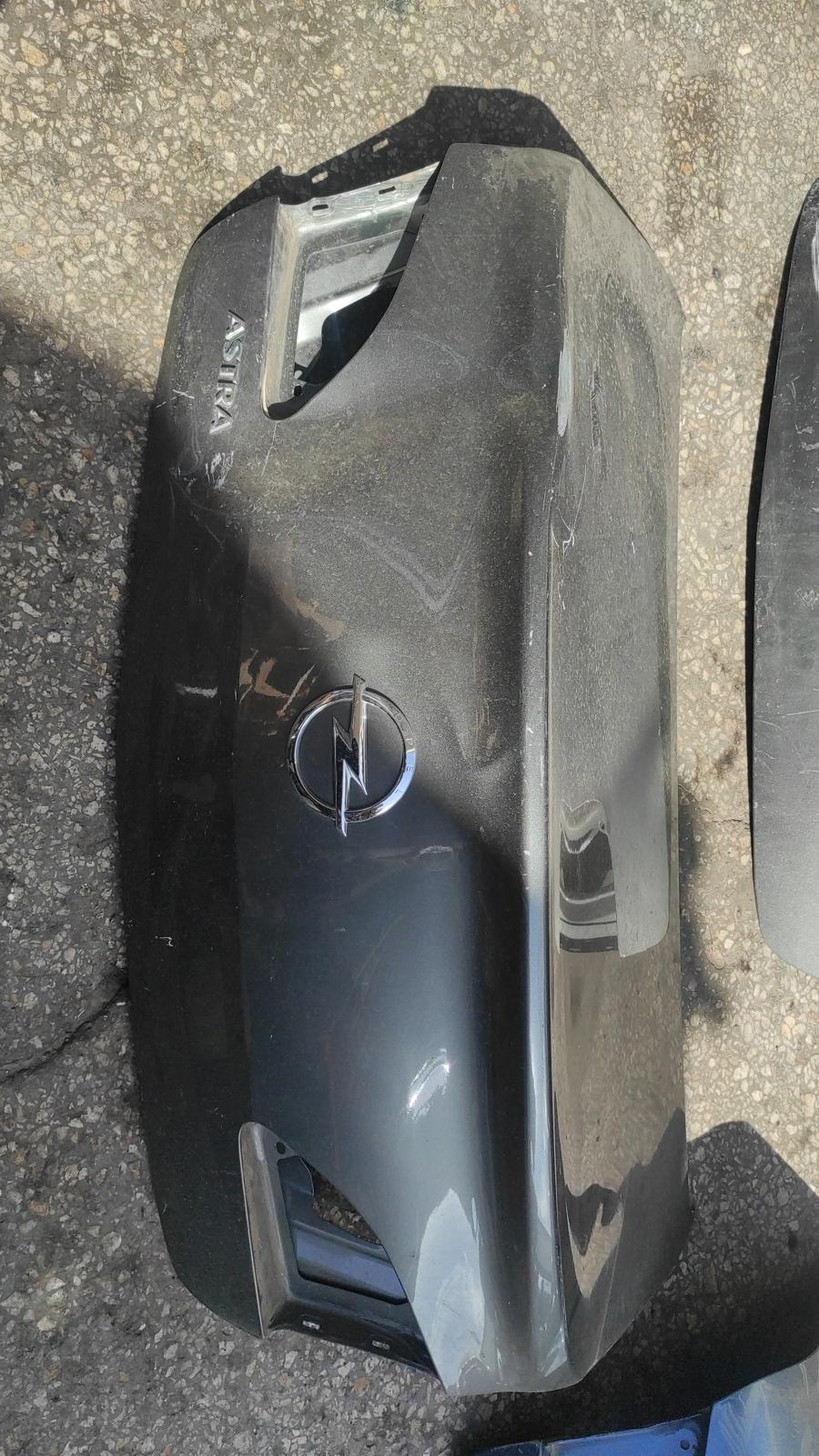 ASTRA J ARKA BAGAJ SEDAN CAM TAMPON BRAKET STOP