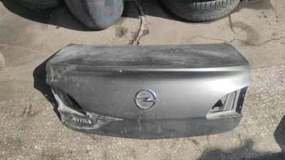 ASTRA J ARKA BAGAJ SEDAN CAM TAMPON BRAKET STOP