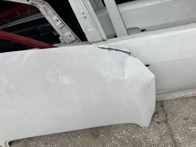 ASTRA J BEYAZ KAPUT PANEL TAMPON FAR TAMPON DEMİRİ