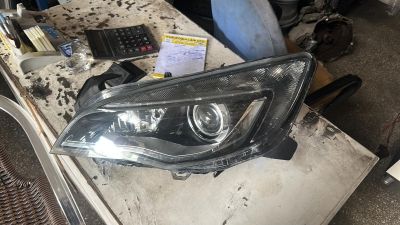 ASTRA J COSMO SOL ZENON MERCEKLİ FAR