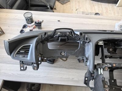 ASTRA J GÖĞÜS TORPİDO EİRBEK KAPUT PANEL