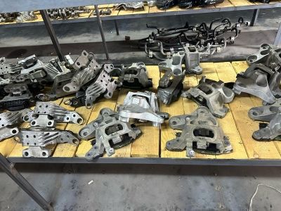 ASTRA J K MOTOR SANZUMAN KULAĞI BRAKETİ AYAĞI