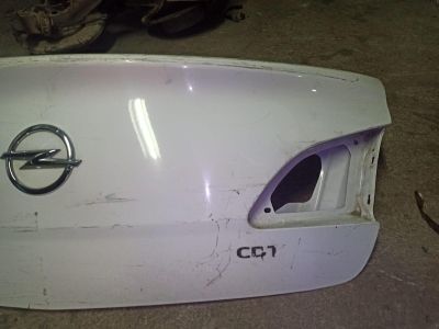 ASTRA J SEDAN BAGAJ KAPAĞI KİLİT TAMPON