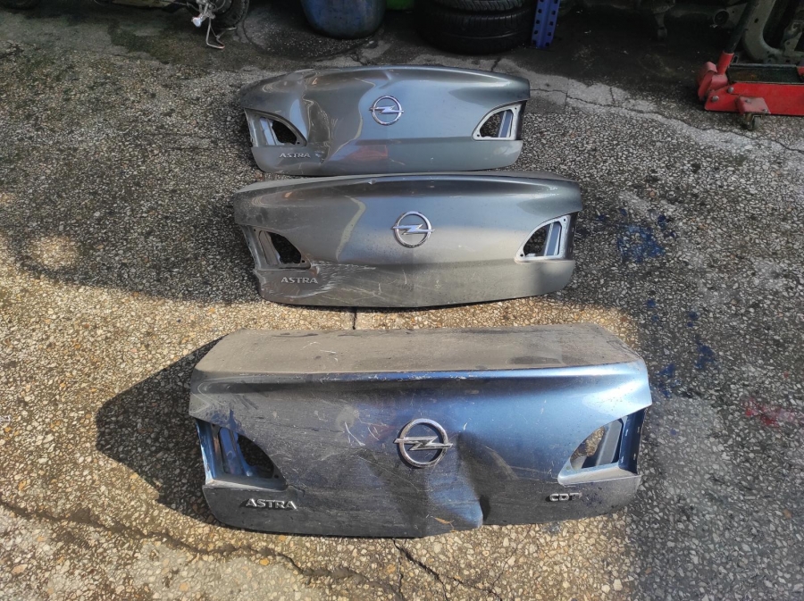 ASTRA J SEDAN BAGAJ PANEL TAMPON