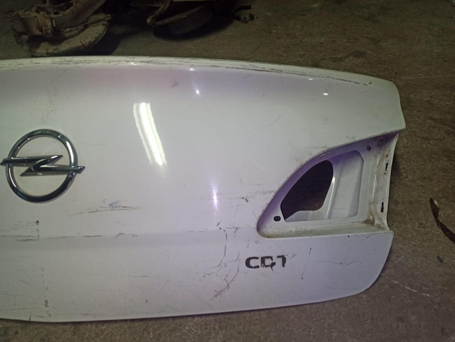 ASTRA J SEDAN HB BAGAJ KAPAK KİLİT PANEL STOP