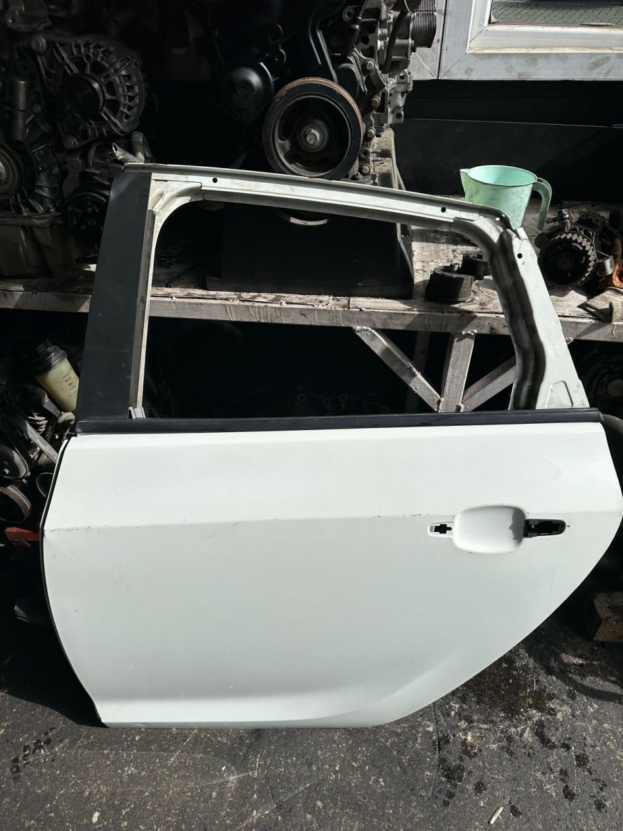 ASTRA J SOL ARKA KAPI CAMURLUK CAM KRİKO KOL