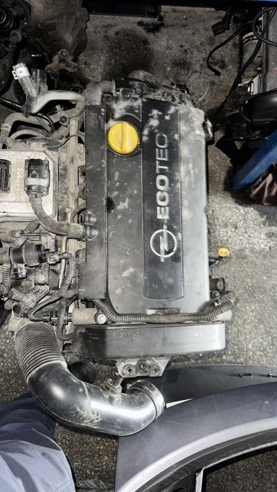 ASTRA VECTRA CORSA 1.6 XER XEP MOTOR KAPAK KRANK BLOK
