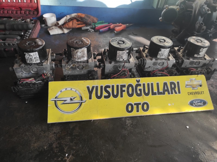 CAPTİVA ABS BEYNİ KÜTÜK FREN TÜPÜ MERKEZ