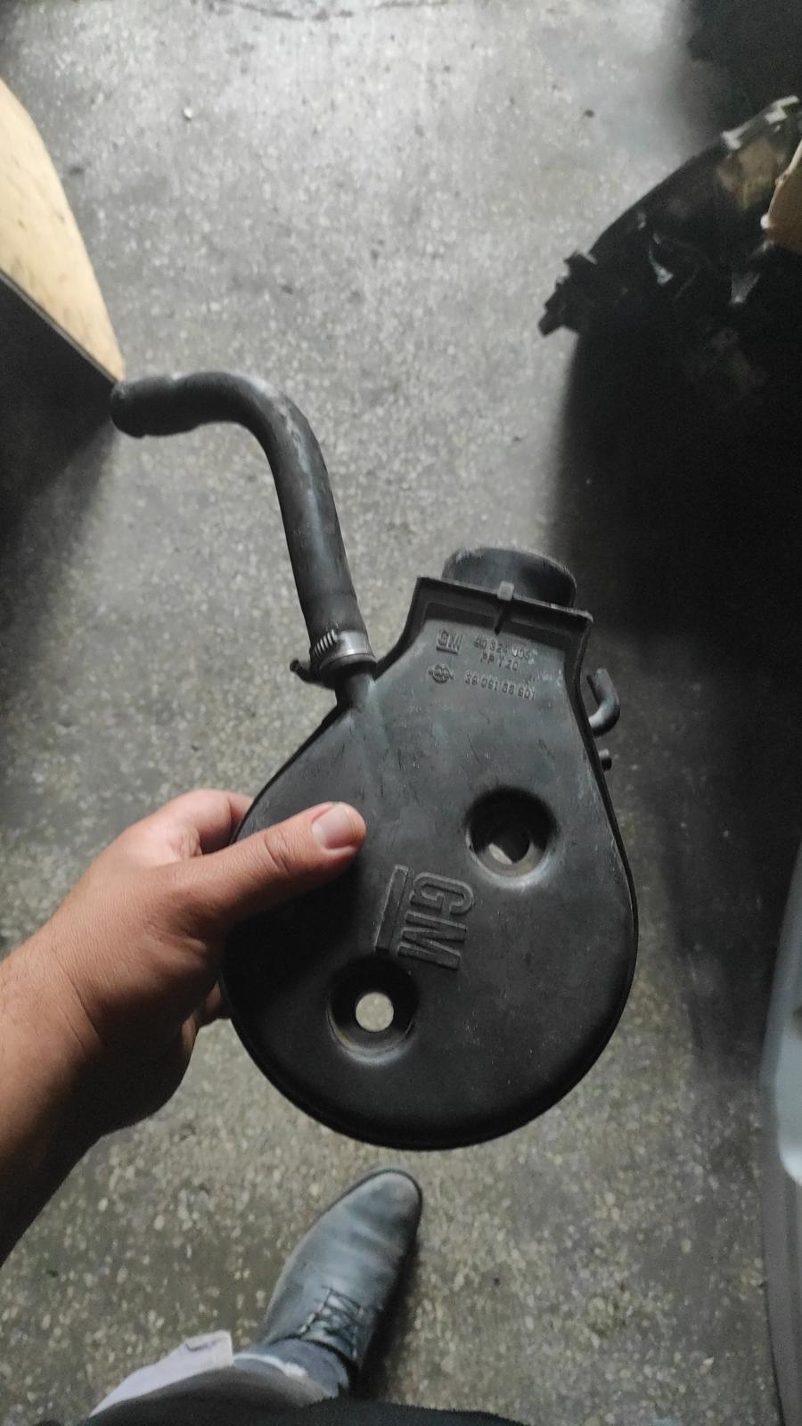 CORSA B ASTRA F KARBİRATÖR KEPİ HAVA FİLTRE KUTUSU BORUSU