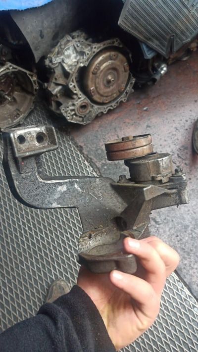 CORSA B MOTOR KULAĞI 1.4 16 VALF KLİMASIZ KULAK BRAKET