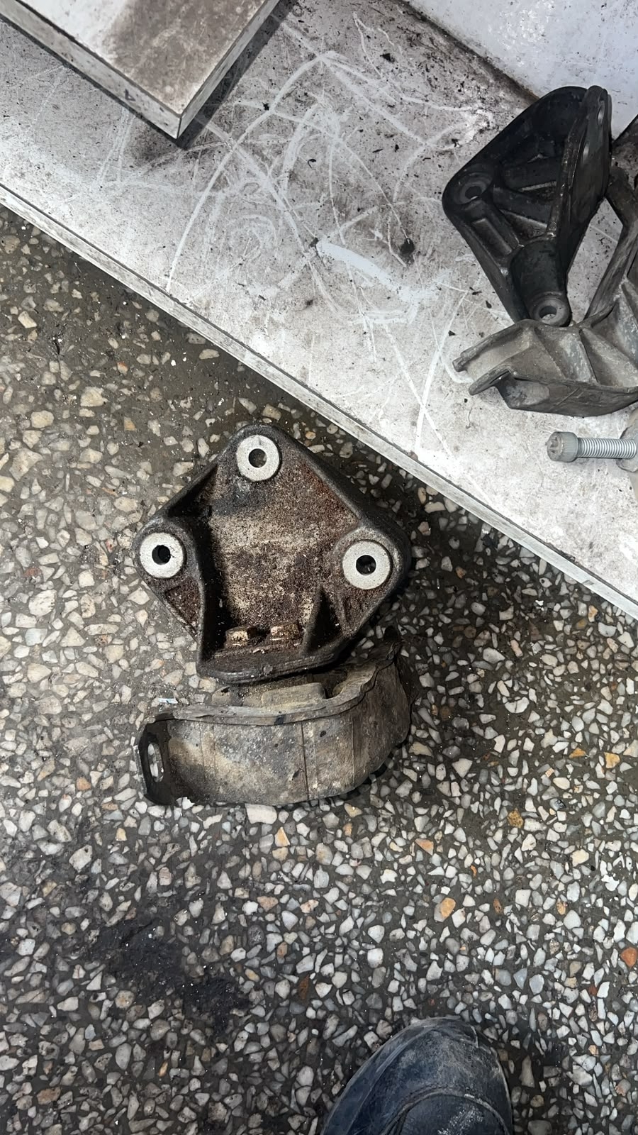 CORSA B OTOMATİK ŞANZUMAN KULAĞI