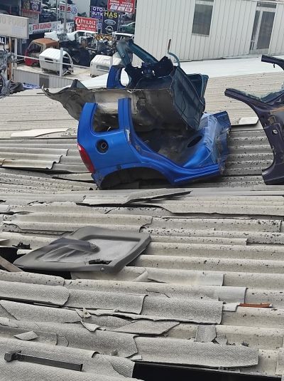 CORSA B YARİM ARKA PANEL ARKA ÇAMURLUK