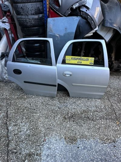 CORSA C SAG ARKA KAPI
