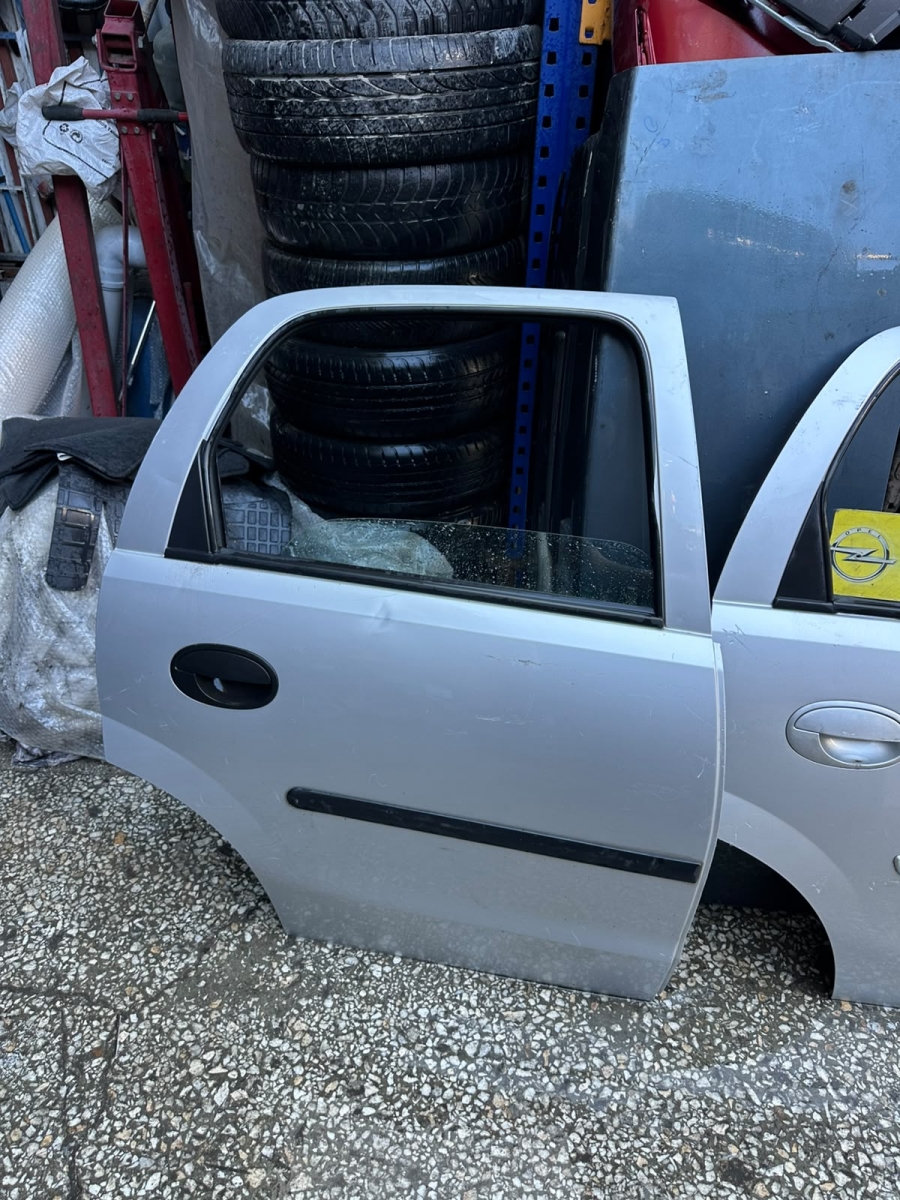 CORSA C SAG ARKA KAPI