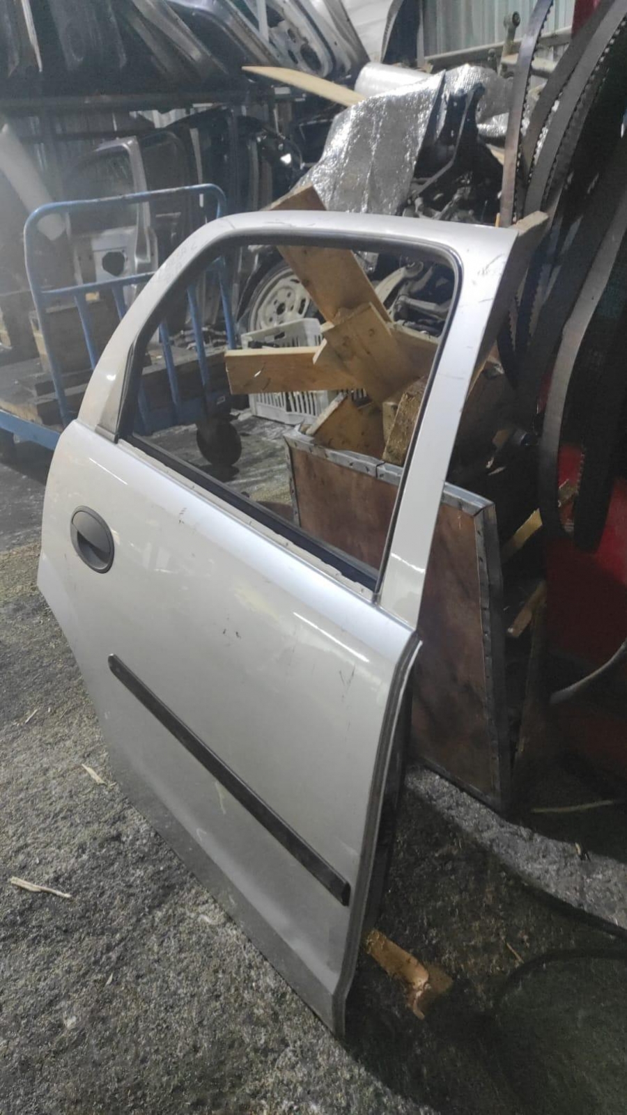 CORSA C SOL ÖN KAPI HATASIZ KRİKO DOSEME AYNA