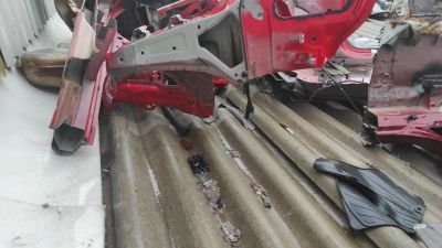 CORSA D ARKA CAMURLUK KAPİ BAGAJ CAM PANEL