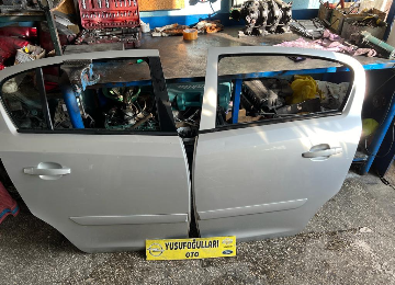 CORSA D ARKA KAPİ SAG BAGAJ CAM KİLİT SİLGİ MOTORU