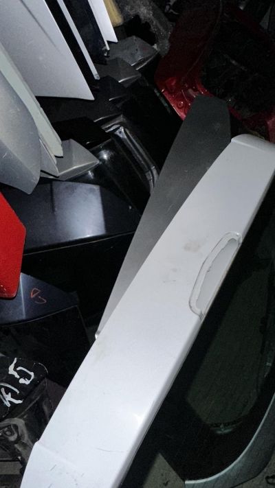 CORSA D BEYAZ BAGAJ TAMPON CAM KRİKO FREN LAMBASİ KİLİT SİLGİ MOTORU
