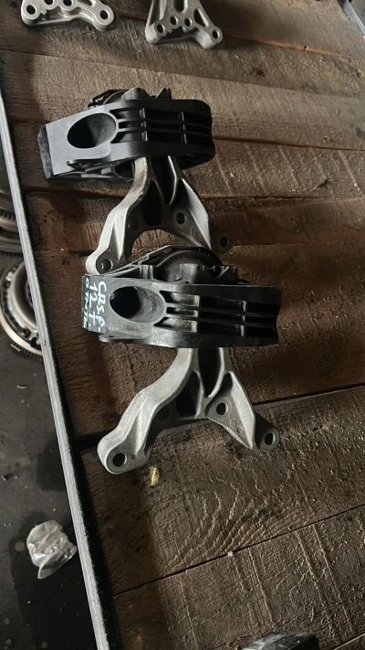 CORSA D E F MOTOR SANZUMAN KULAGİ TAKOZU