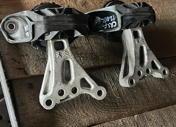 CORSA D E F MOTOR SANZUMAN KULAGİ TAKOZU