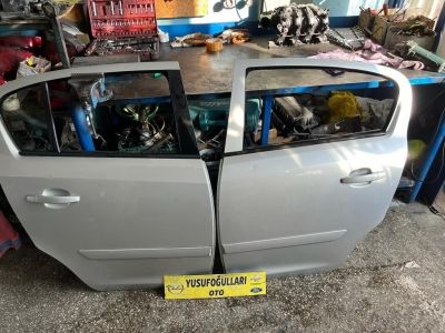 CORSA D F C ARKA KAPİ ON KAPİ CAM KİLİT KRİKO