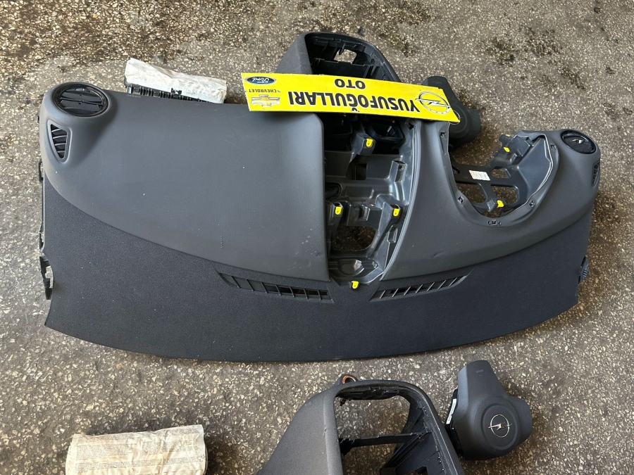 CORSA D GÖĞÜS TORPİDO EİRBEK AKTİF