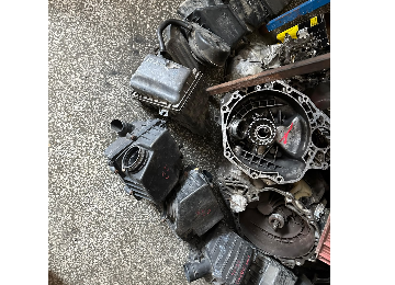 CORSA D HAVA FİLTRE KUTUSU