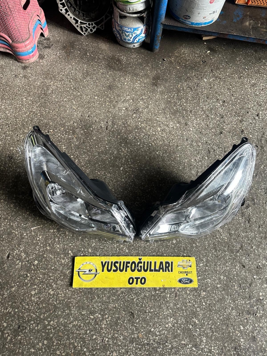 CORSA D MAKYAJLI KASA SAG SOL FAR SIFIR