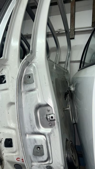 CORSA D SAG BEYAZ KAPI ÖN ARKA