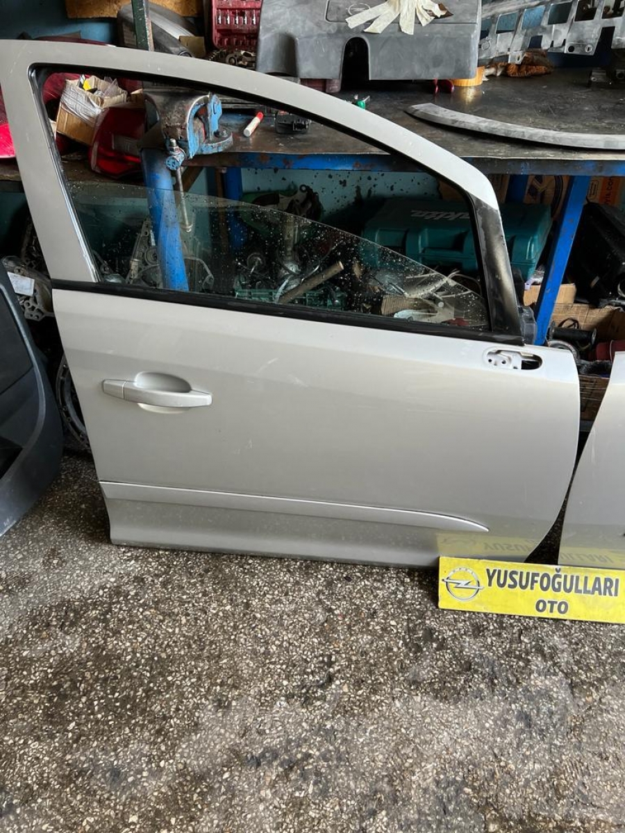 CORSA D SAG ON KAPI BAGAJ STOP TAMPON KİLİT CAM