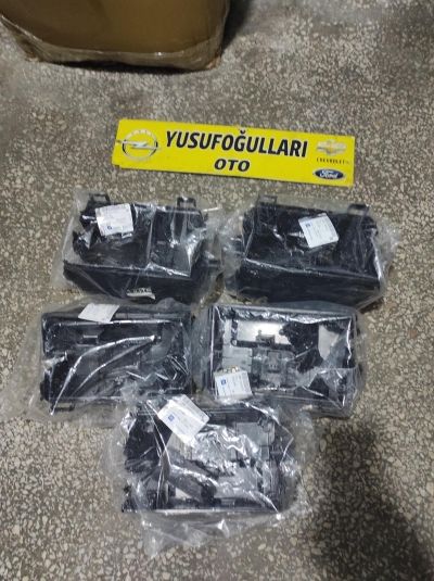 CORSA D SİGORTA KUTUSU ALT UST PLASTİGİ DİZEL BENZİNLİ