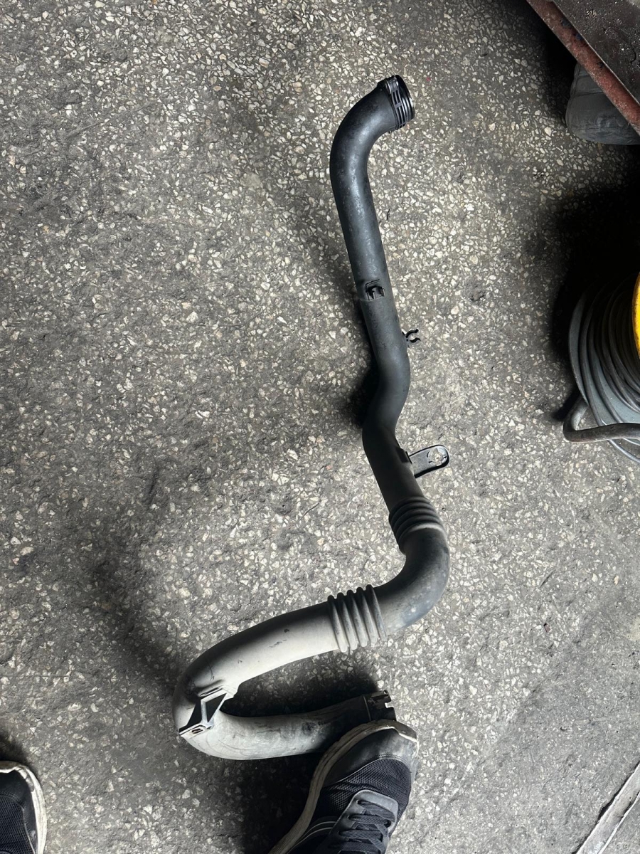 CORSA E 1.3 TURBO BORUSU İNTERKOL HORTUMU