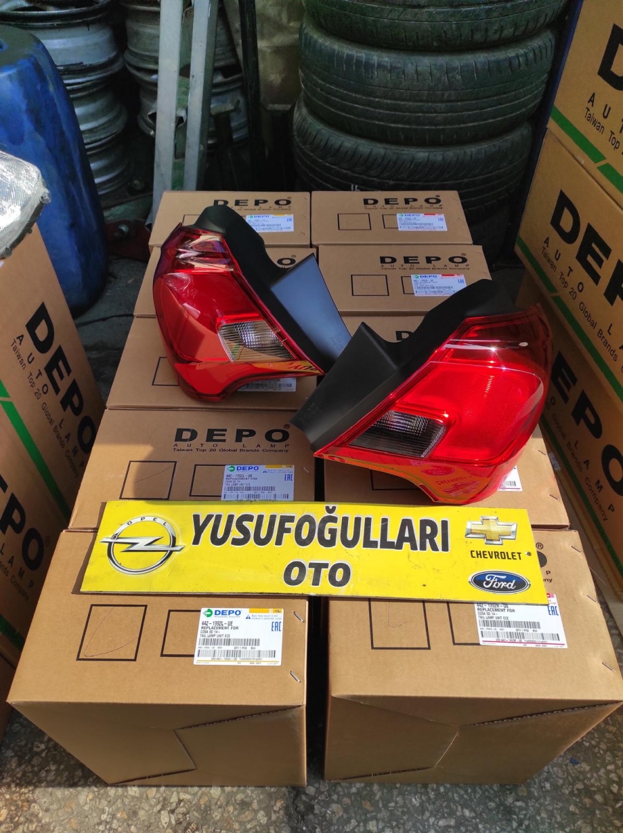 CORSA E STOP FAR TAMPON KAPUT PANEL IZGARA