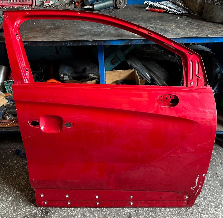 CROSLAND KAPİ KRİKO CAM PANEL TAMPON FAR KAPUT