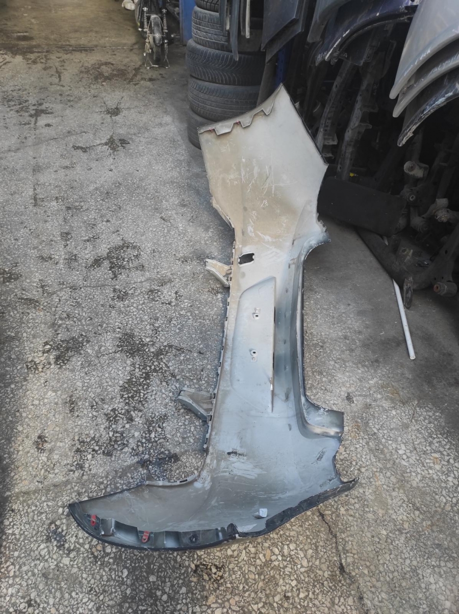 İNSİGNİA ARKA TAMPON SİS STOP PANEL BAGAJ
