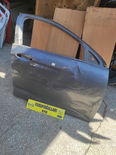 İNSİGNİA B ON ARKA KAPİ KİLİT CAM PANEL KAPUT